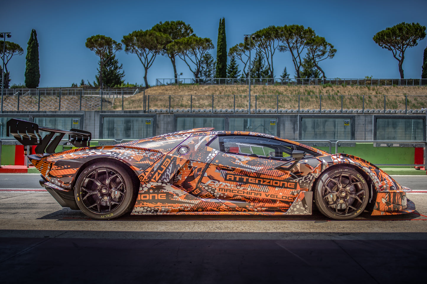 Lamborghini Essenza 2021