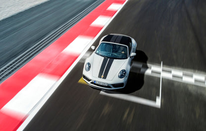 Porsche 911 Carrera GTS